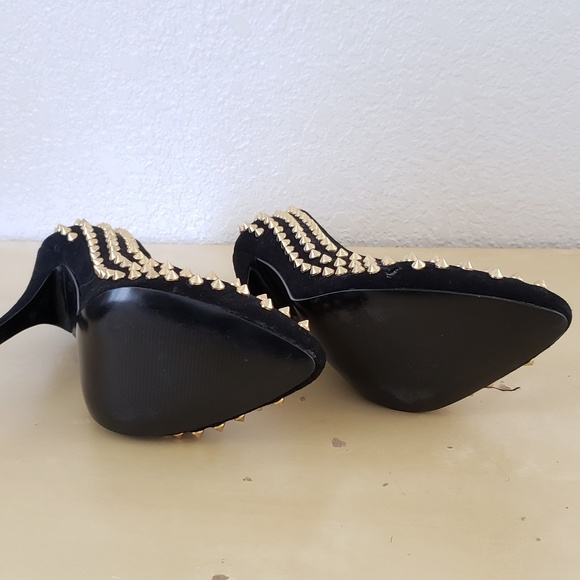 Steve Madden Studded Pumps - Picture 5 of 5